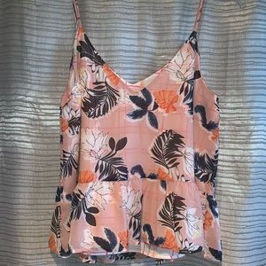 Super cute floral top